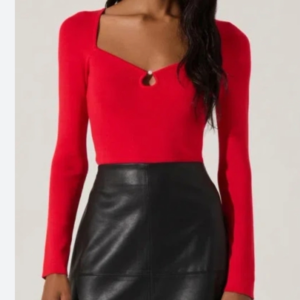 Astr Scarlet Long Sleeve Top
